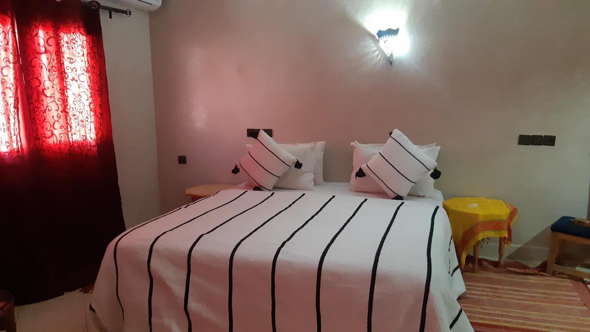 Hotel Restaurant Dar Al Madina Tinghir Kültér fotó
