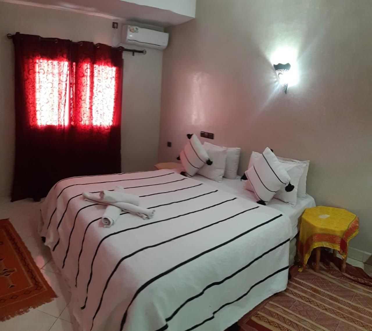 Hotel Restaurant Dar Al Madina Tinghir Kültér fotó
